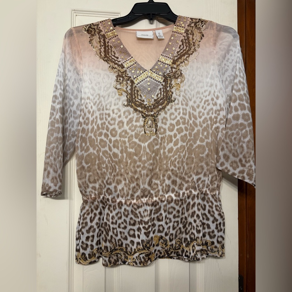 Chico’s ladies blouse - excellent condition - Size 0